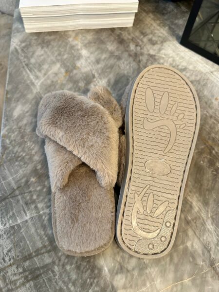 slippers fake fur graabrun