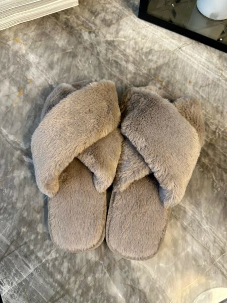 slippers fake fur graabrun